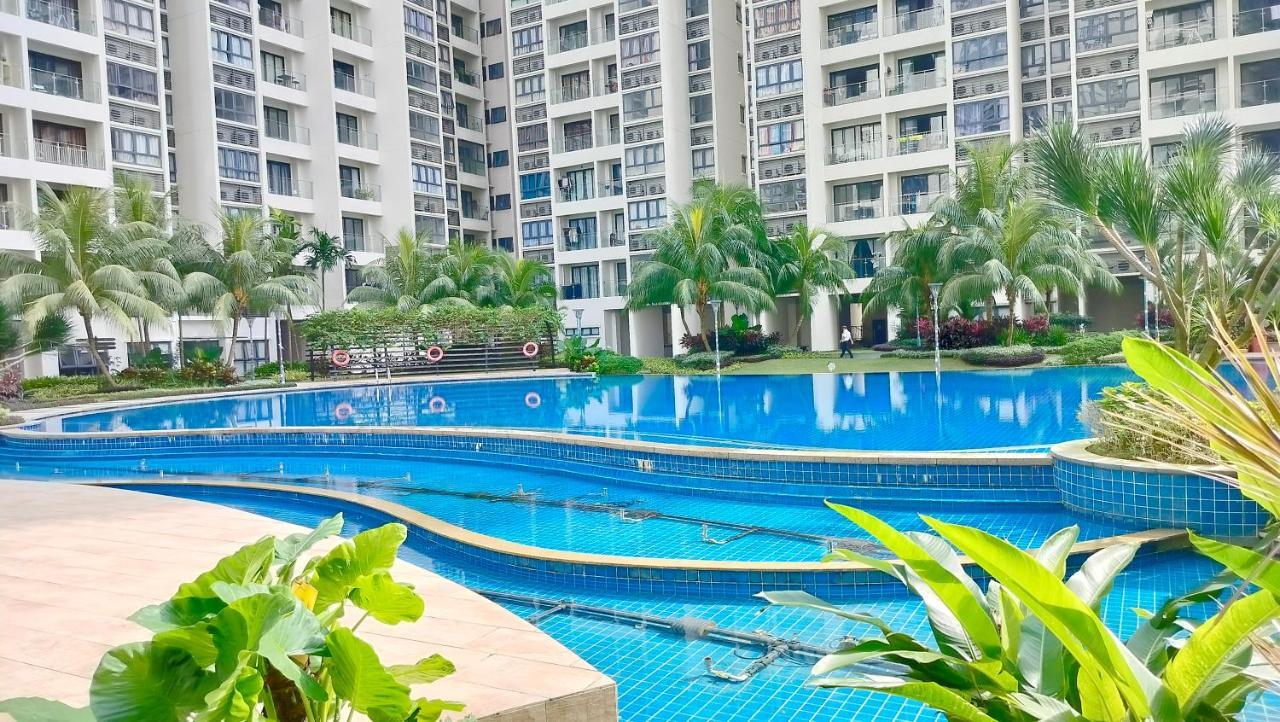 Skyline @ Country Garden Danga Bay Apartemen *