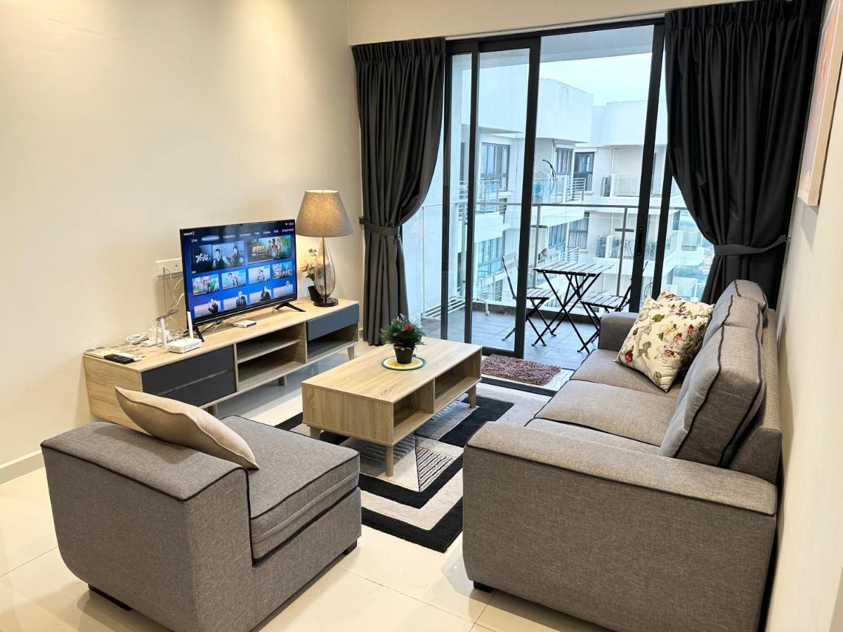 Skyline @ Country Garden Danga Bay Apartemen *